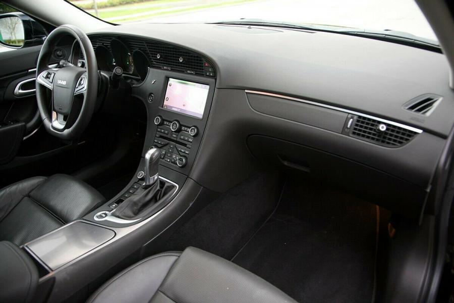 Торпедо Saab 9-5 Aero Sedan 2011 года  (фото 14 из 24)